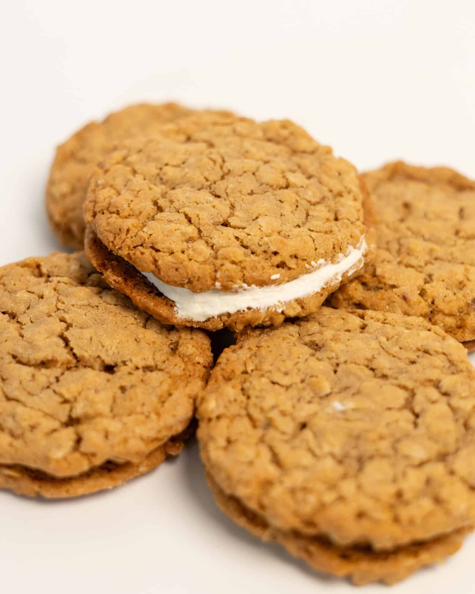 Oatmeal Cream Pie Cookie-3